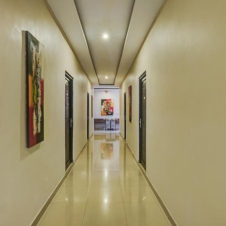 Oyo 90986 Hotel Srikandi Adisucipto Kalasan Exterior foto